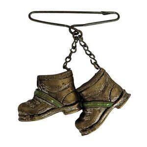 Vintage Green Enamel Brass Pair Of Boots Shoe Charm Bar Pin K29